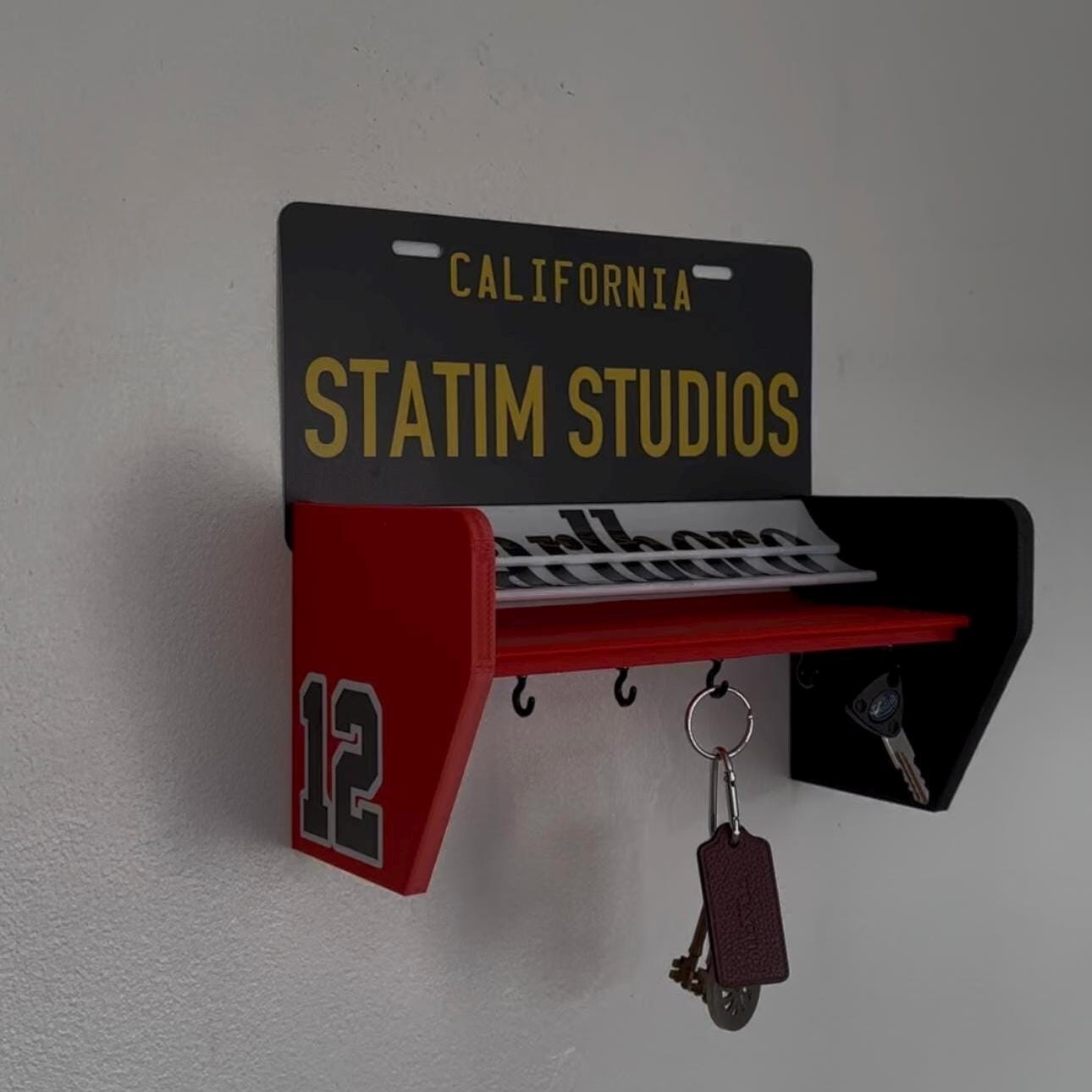 Retro racing key holder decrotive, MP4/4 inspired design VINTAGE